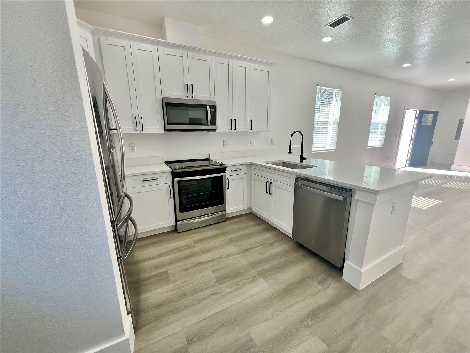 Image 15 of 66 For 7514 Illinois Drive