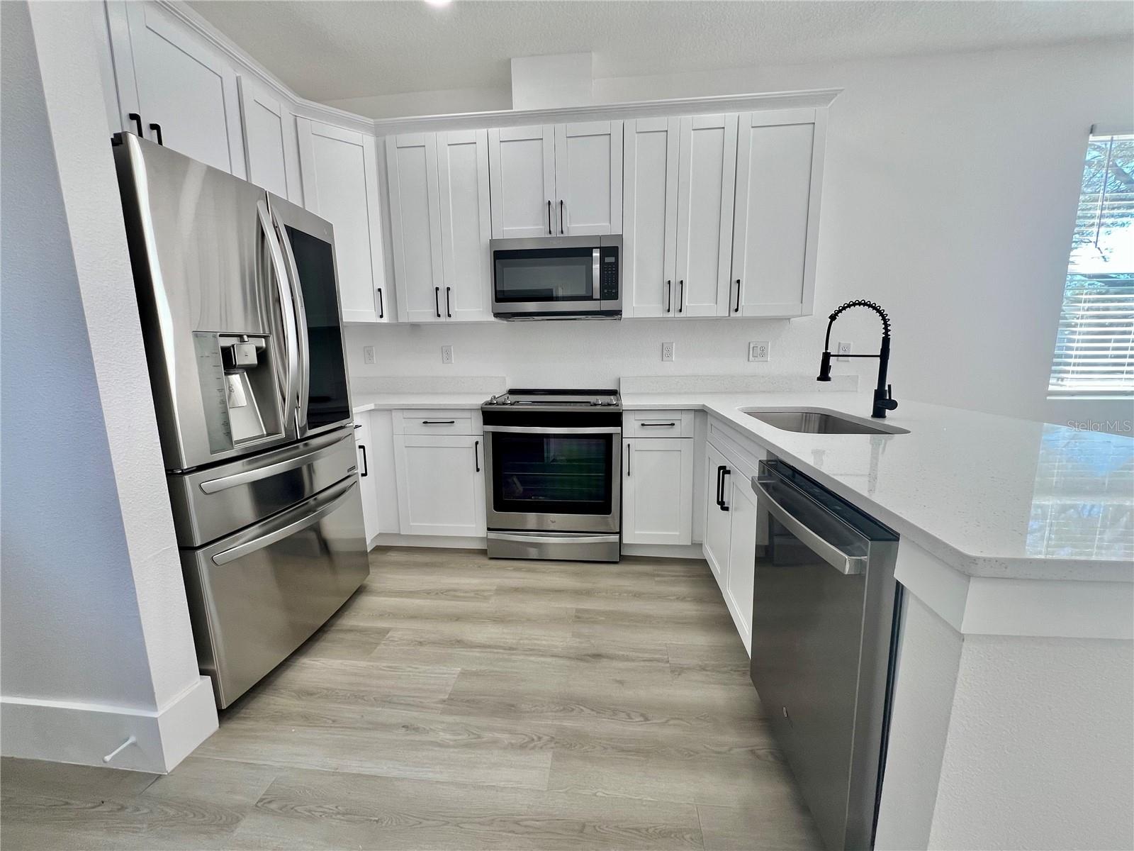 Image 18 of 66 For 7514 Illinois Drive