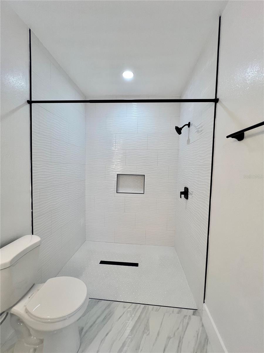 Image 34 of 66 For 7514 Illinois Drive