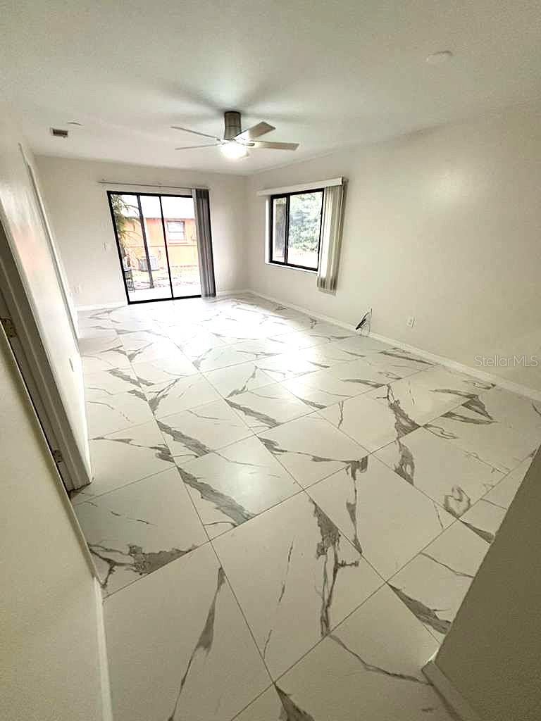 Image 5 of 7 For 6359 Hera Street B