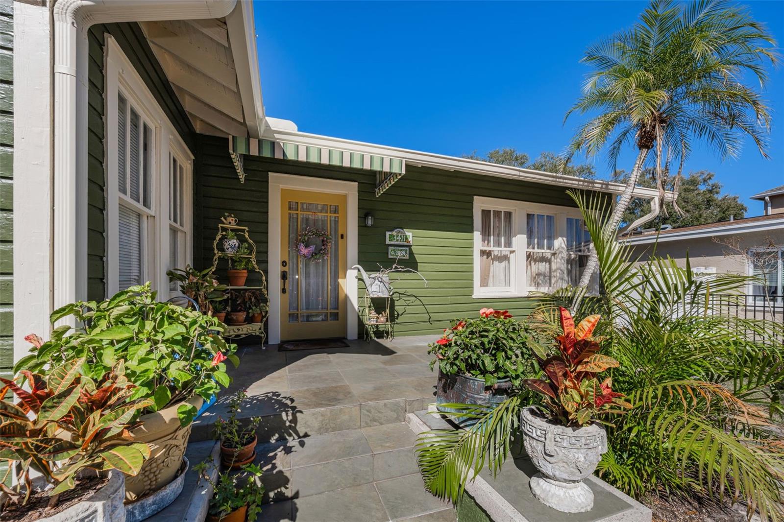 Image 17 of 55 For 3411 Bay Avenue