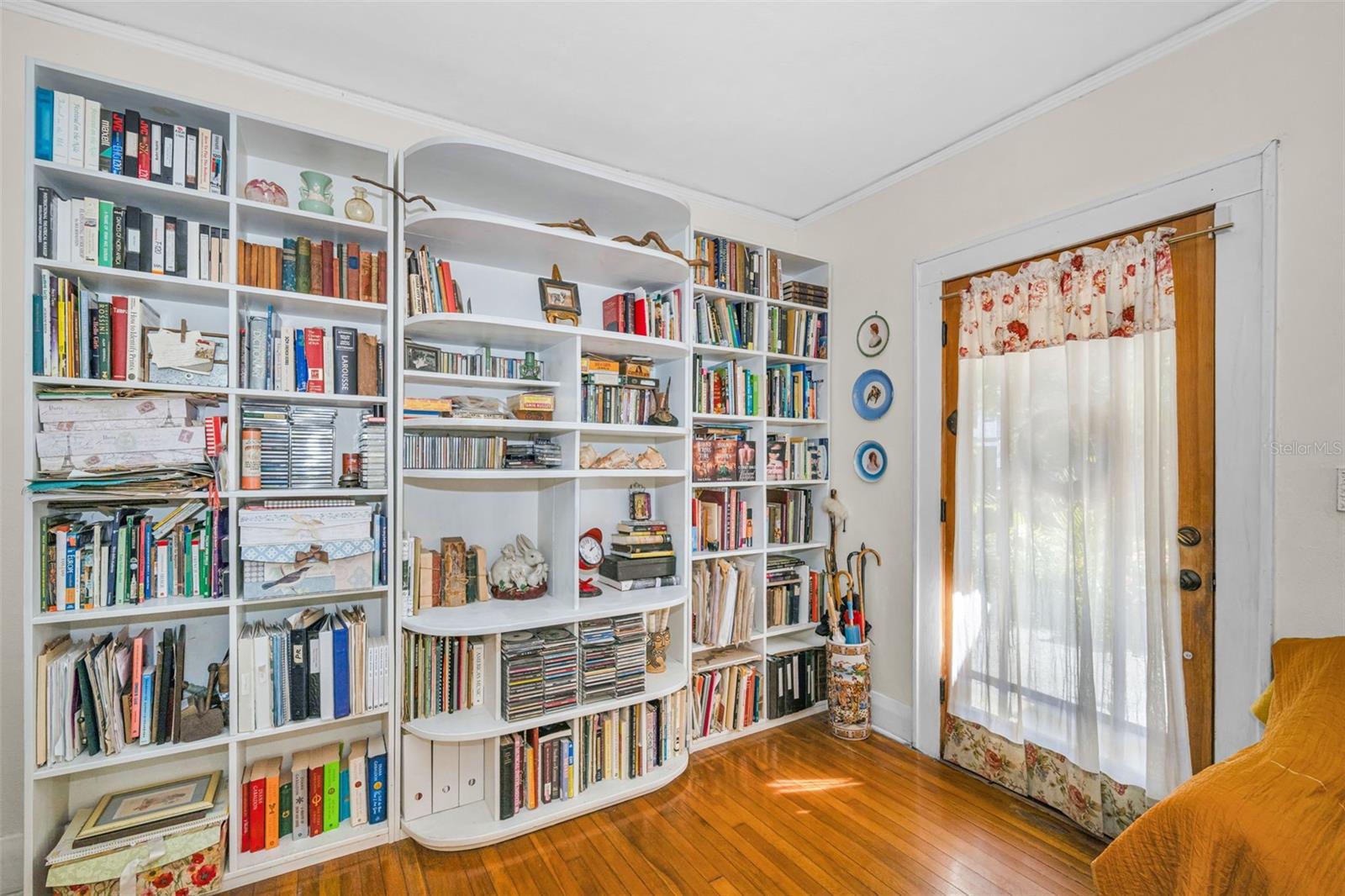 Image 18 of 55 For 3411 Bay Avenue