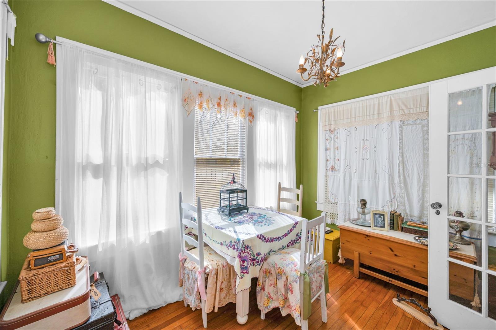 Image 21 of 55 For 3411 Bay Avenue