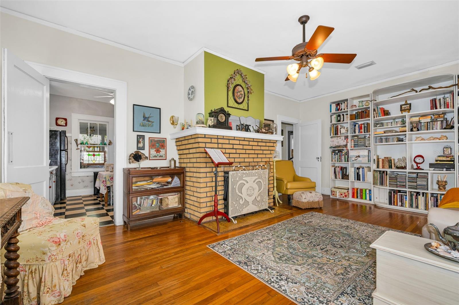 Image 4 of 55 For 3411 Bay Avenue