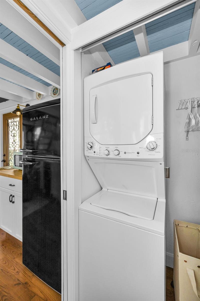 Image 43 of 55 For 3411 Bay Avenue