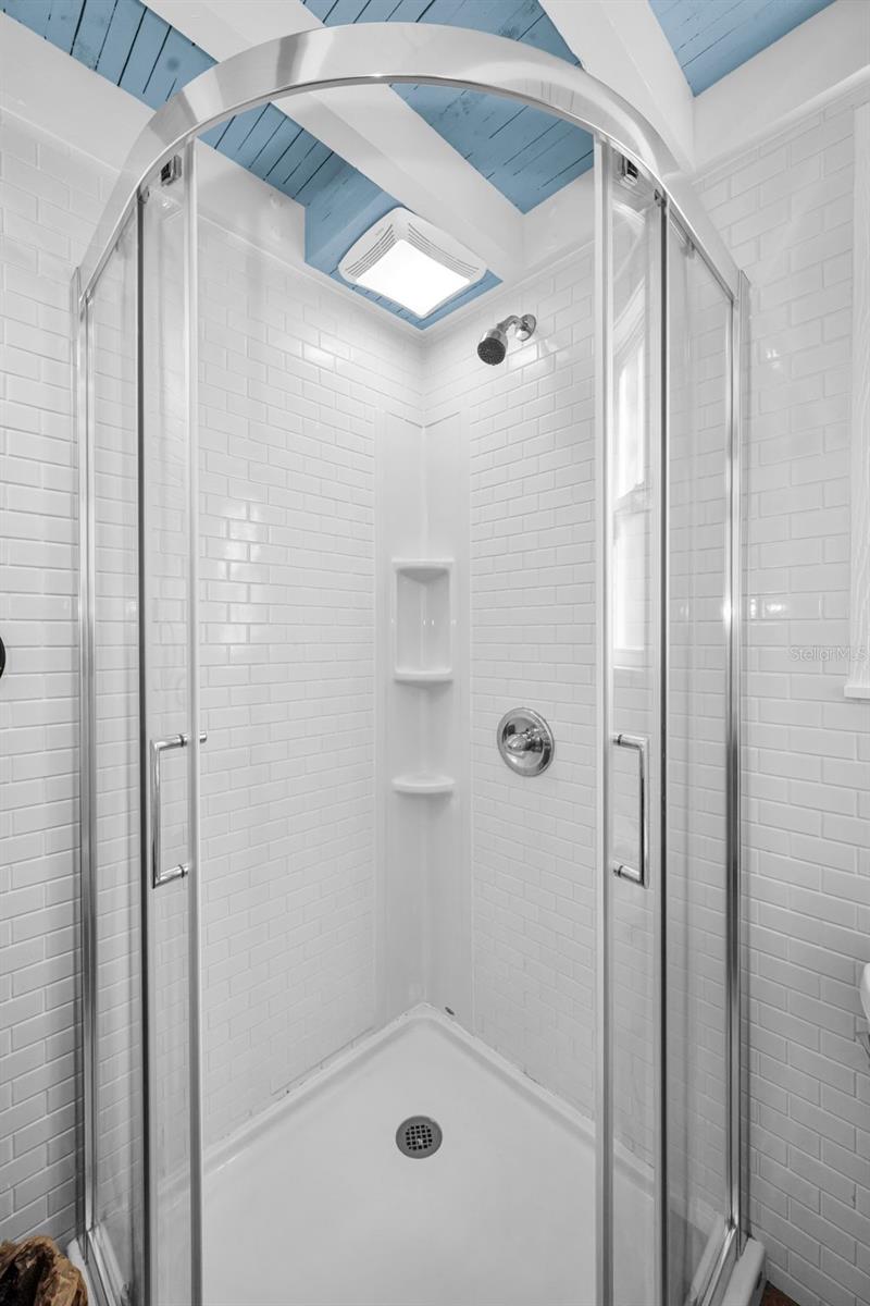 Image 45 of 55 For 3411 Bay Avenue