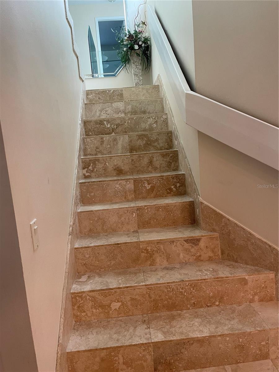 Image 24 of 59 For 6260 Sun Boulevard 1