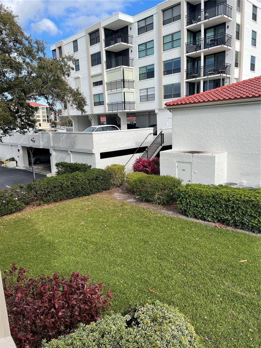 Image 37 of 59 For 6260 Sun Boulevard 1