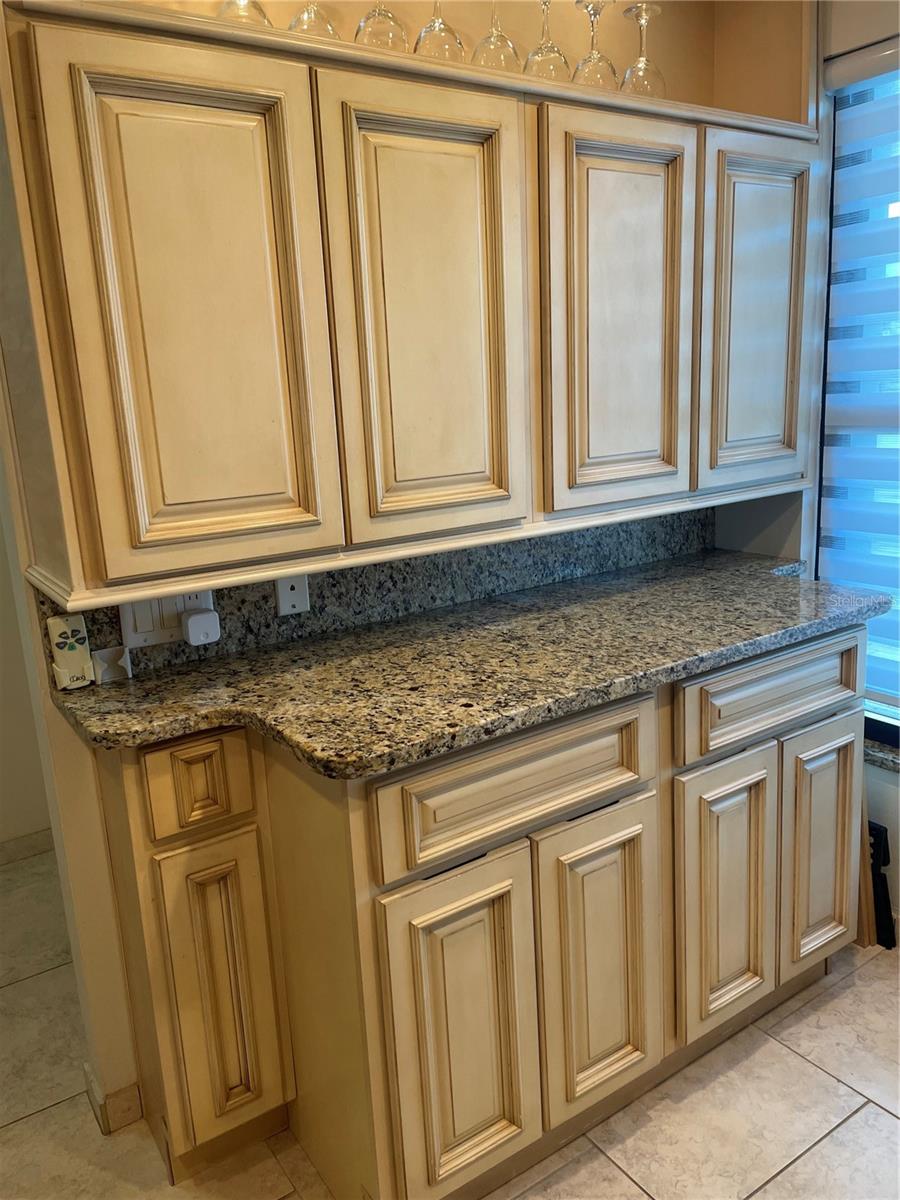 Image 6 of 59 For 6260 Sun Boulevard 1