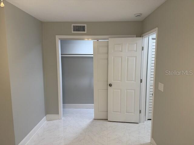 Image 19 of 59 For 8401 Blackstone Court