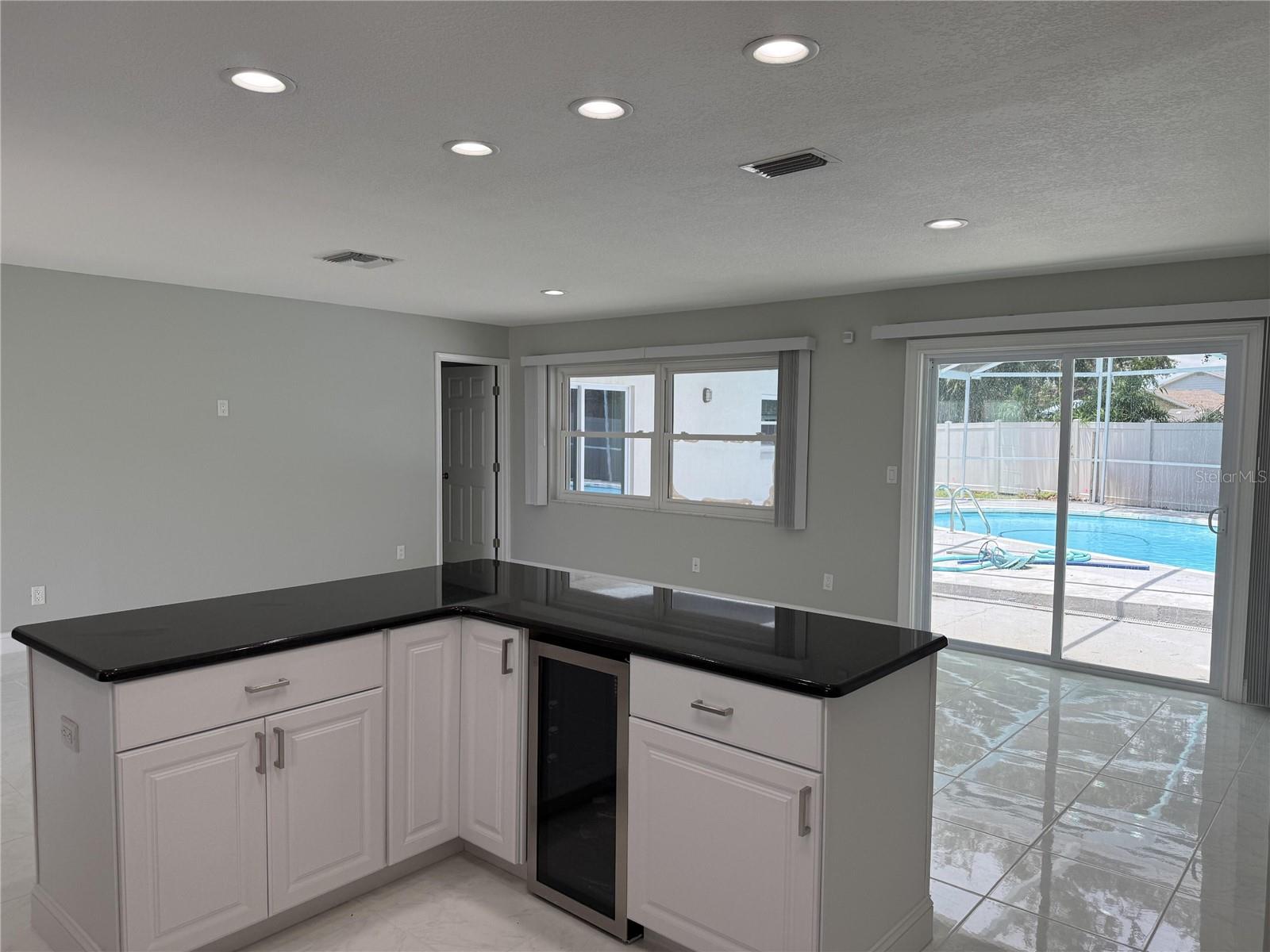 Image 56 of 59 For 8401 Blackstone Court