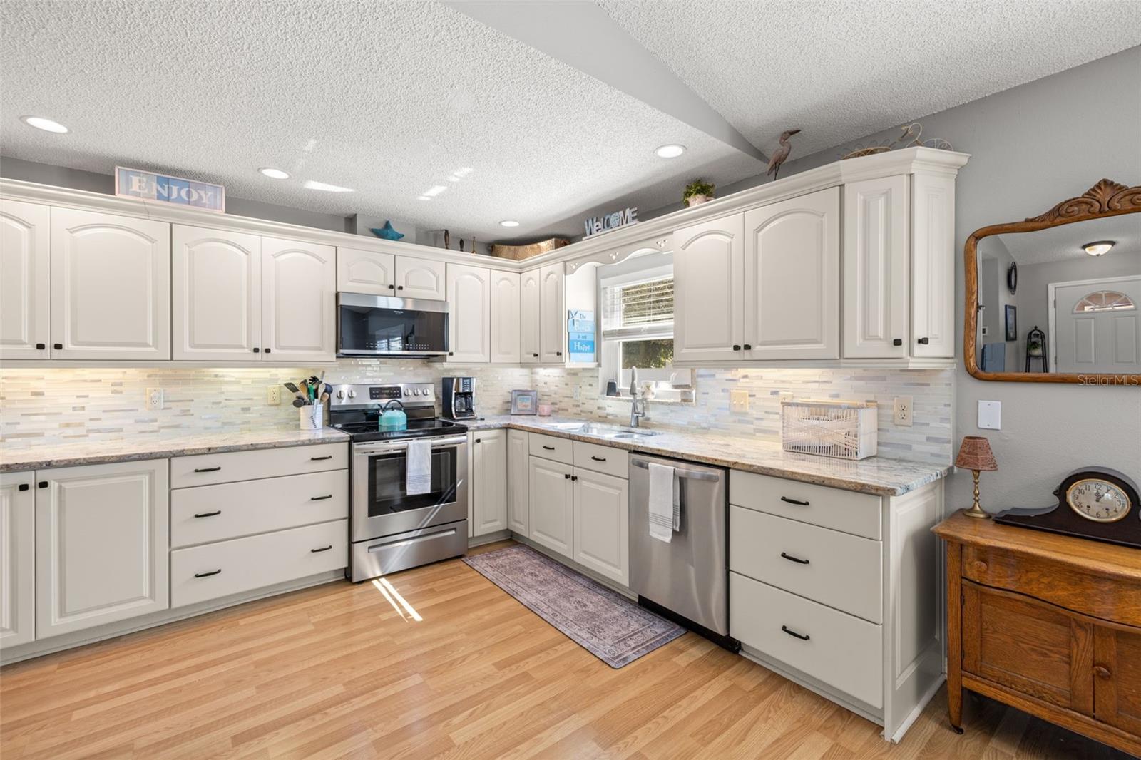 Image 9 of 43 For 11780 129th Terrace