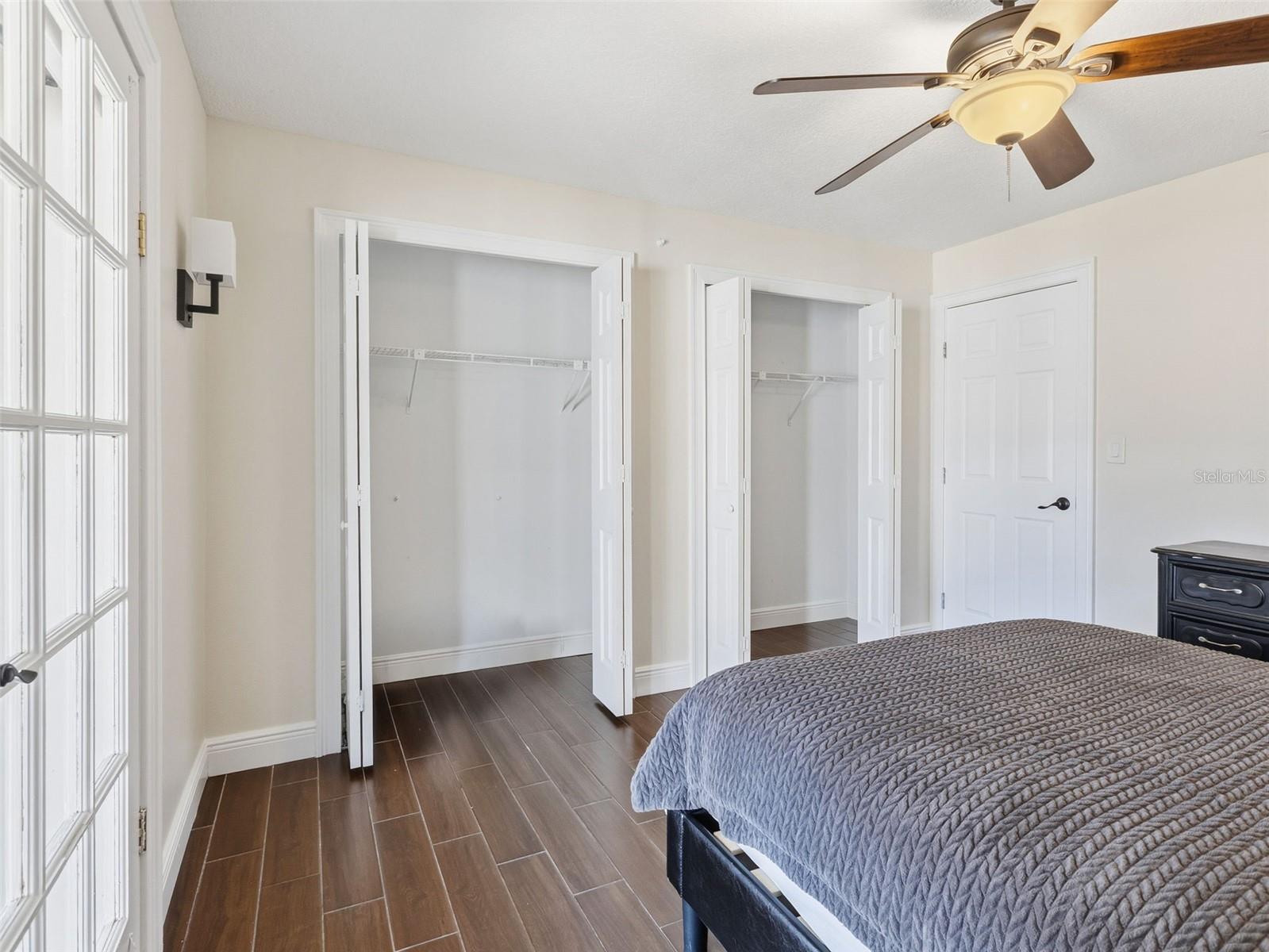 Image 20 of 53 For 9429 Laura Anne Drive