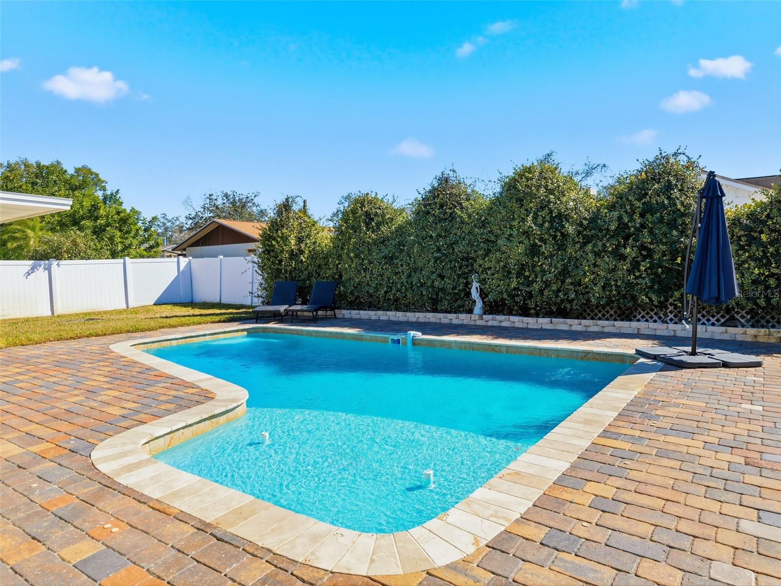 Image 39 of 53 For 9429 Laura Anne Drive