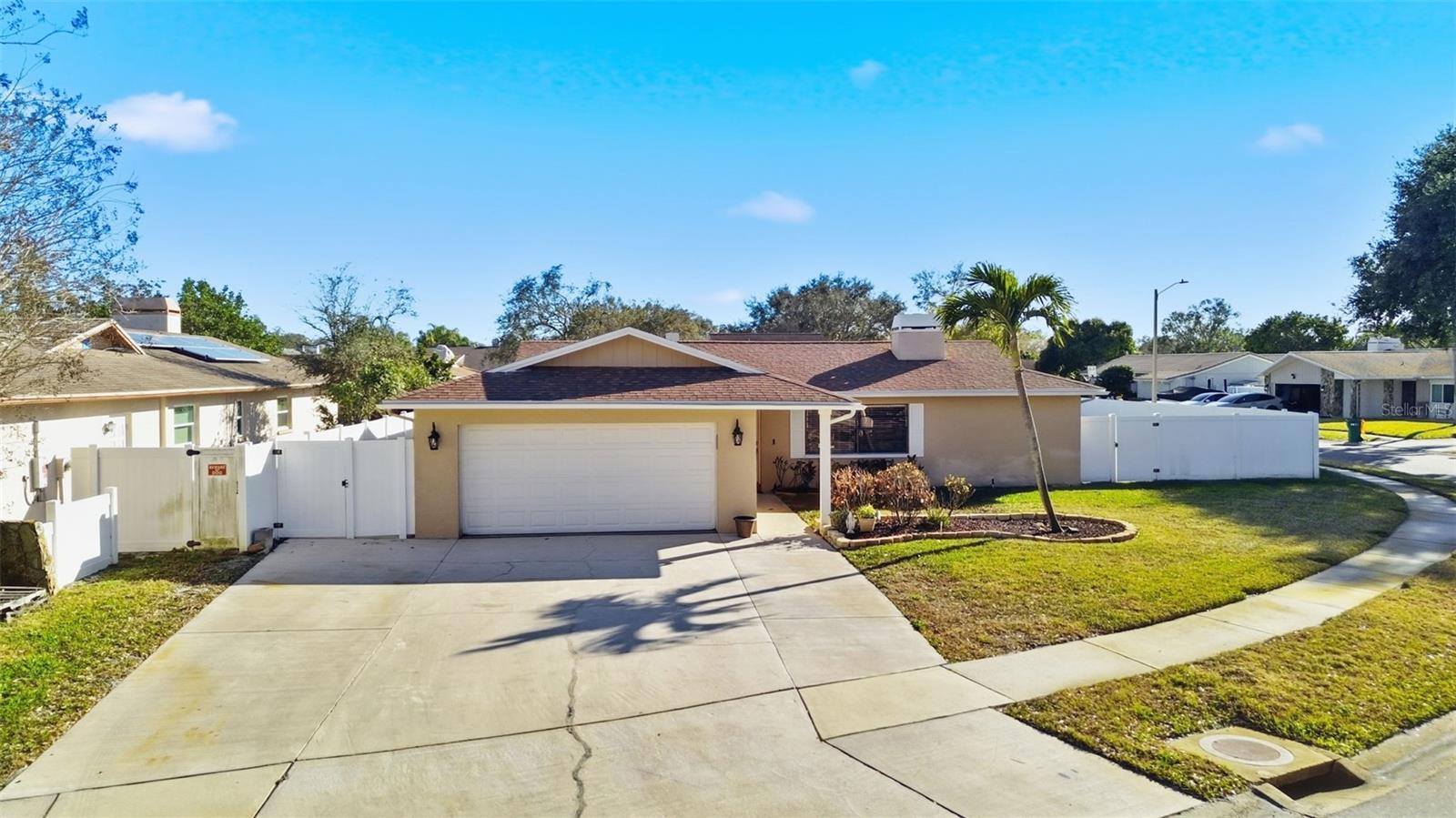 Image 43 of 53 For 9429 Laura Anne Drive