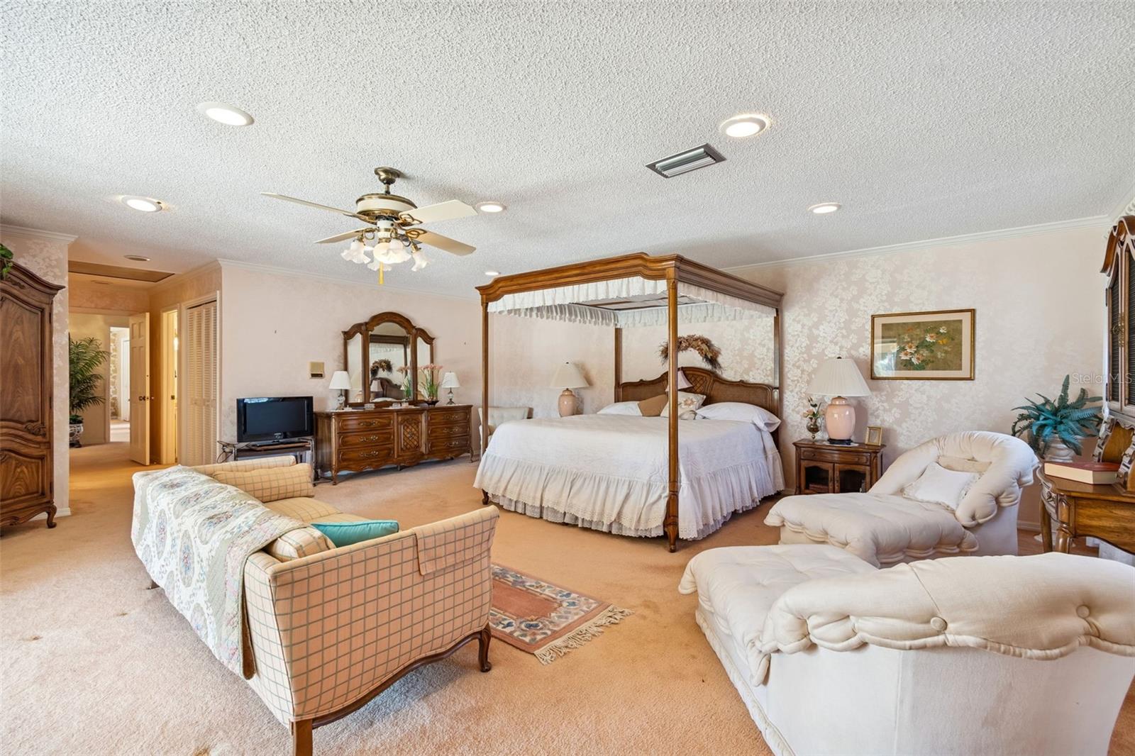 Image 14 of 40 For 29244 Whipporwill Lane