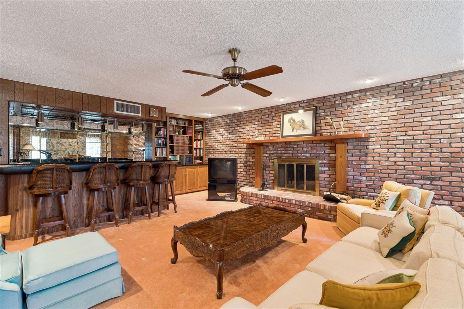 Image 5 of 40 For 29244 Whipporwill Lane