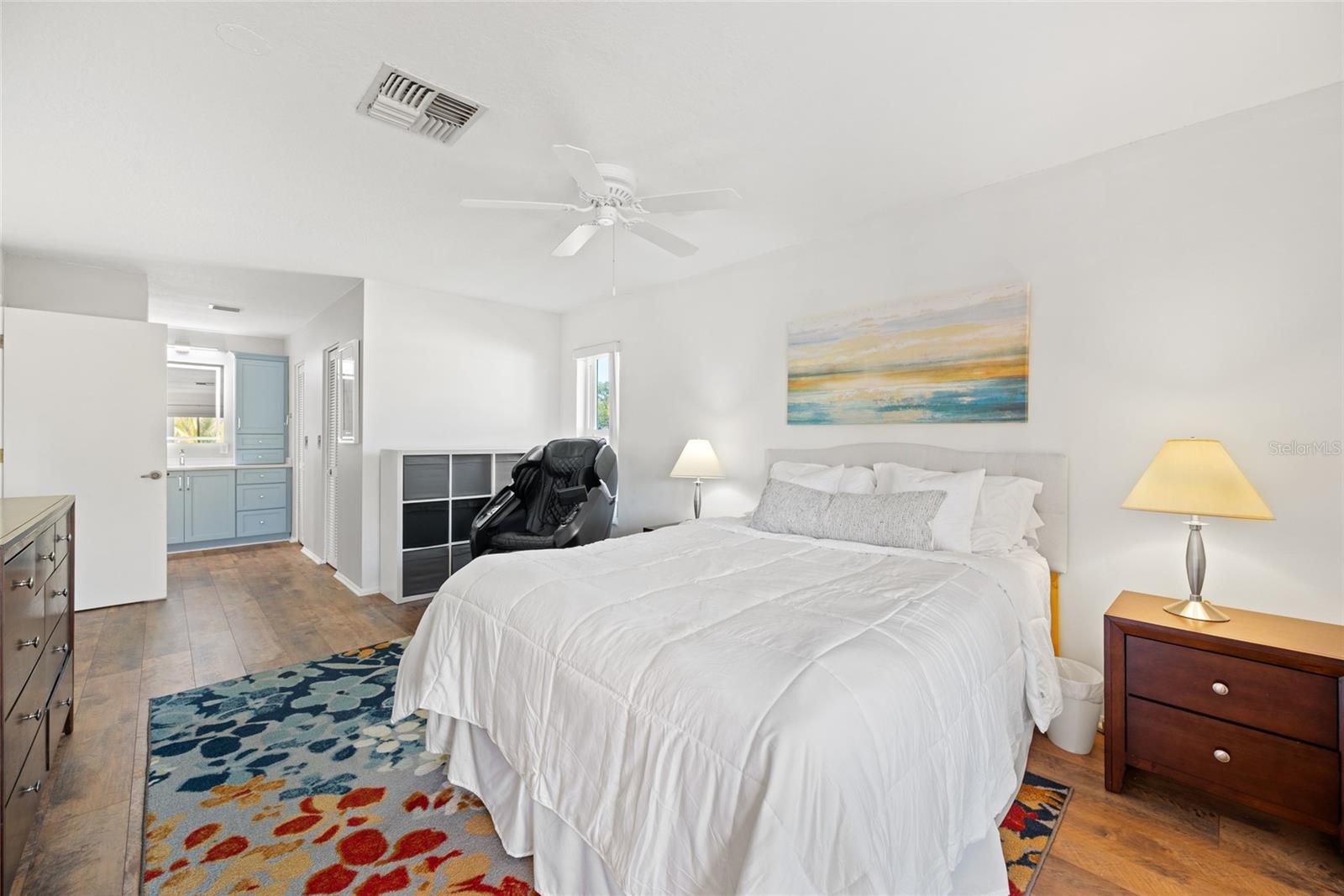 Image 17 of 49 For 3519 Links Court