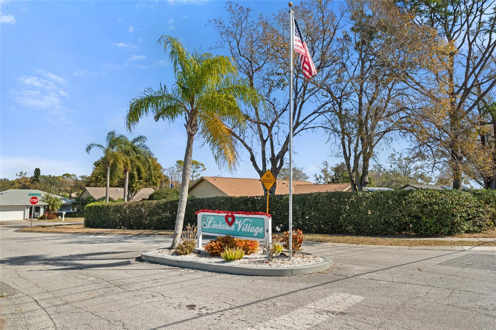 Image 35 of 49 For 3519 Links Court