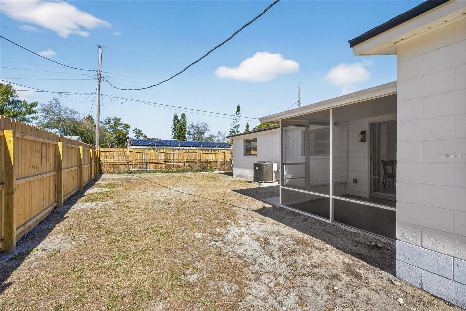 Image 6 of 26 For 5931 82nd Avenue N