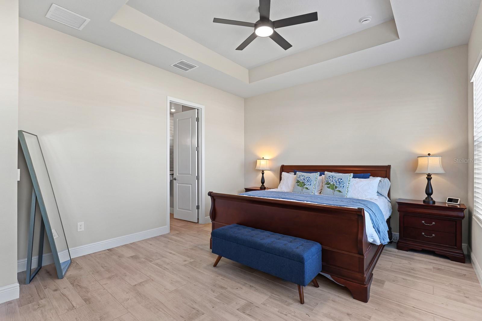 Listing photo id 19 for 5937 Golden Nettle Drive