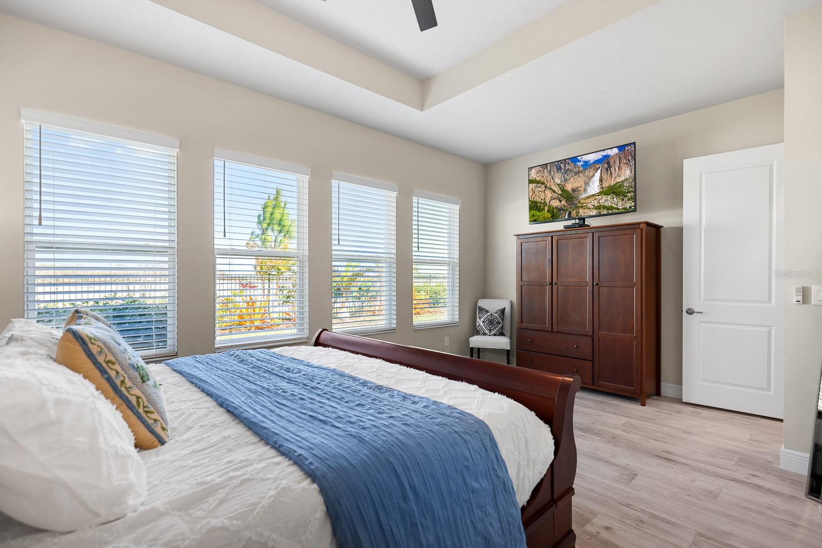 Listing photo id 20 for 5937 Golden Nettle Drive