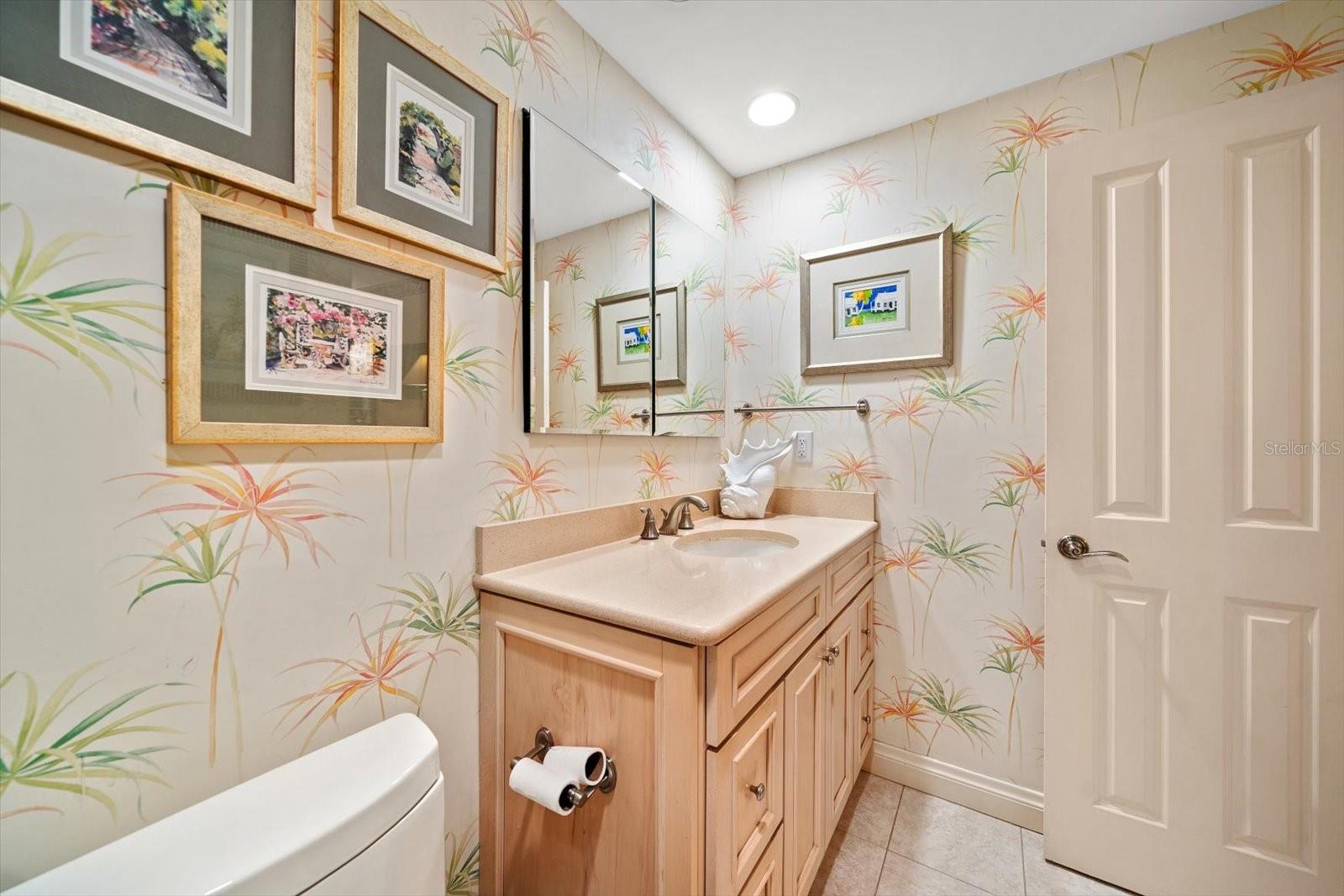 Listing photo id 32 for 2300 Gulf Boulevard D1