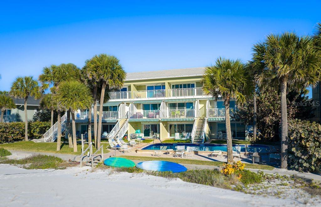 Listing photo id 72 for 2300 Gulf Boulevard D1