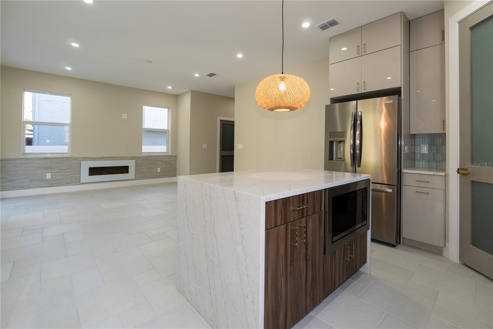 Image 24 of 51 For 7617 Amherst Street