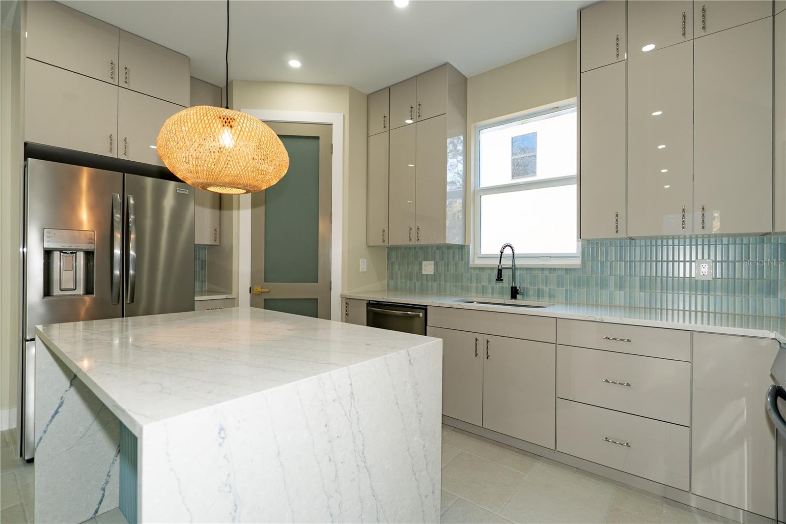 Image 25 of 51 For 7617 Amherst Street