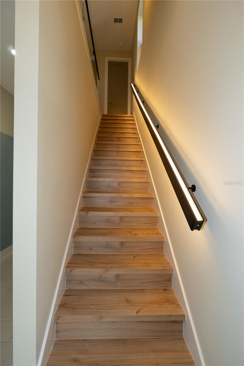 Image 26 of 51 For 7617 Amherst Street