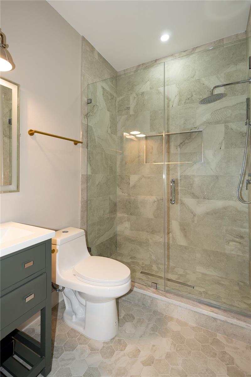 Image 32 of 51 For 7617 Amherst Street