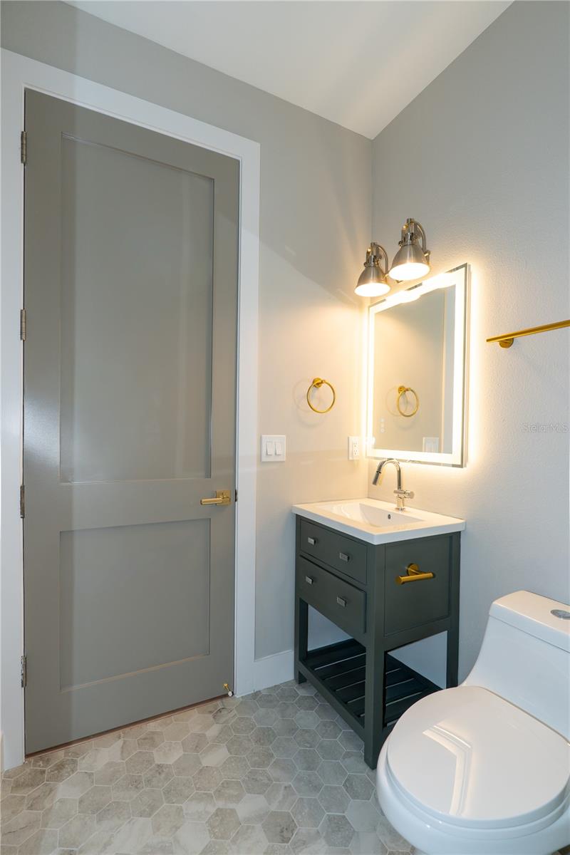 Image 34 of 51 For 7617 Amherst Street