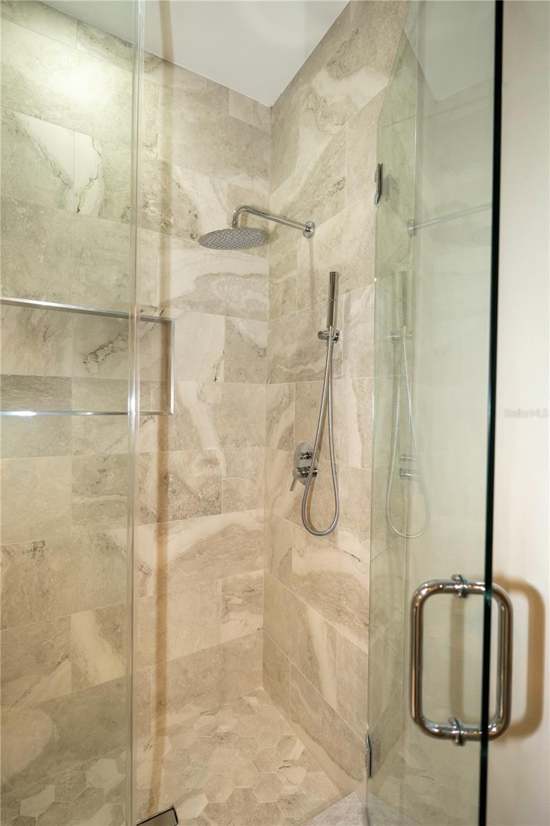 Image 35 of 51 For 7617 Amherst Street