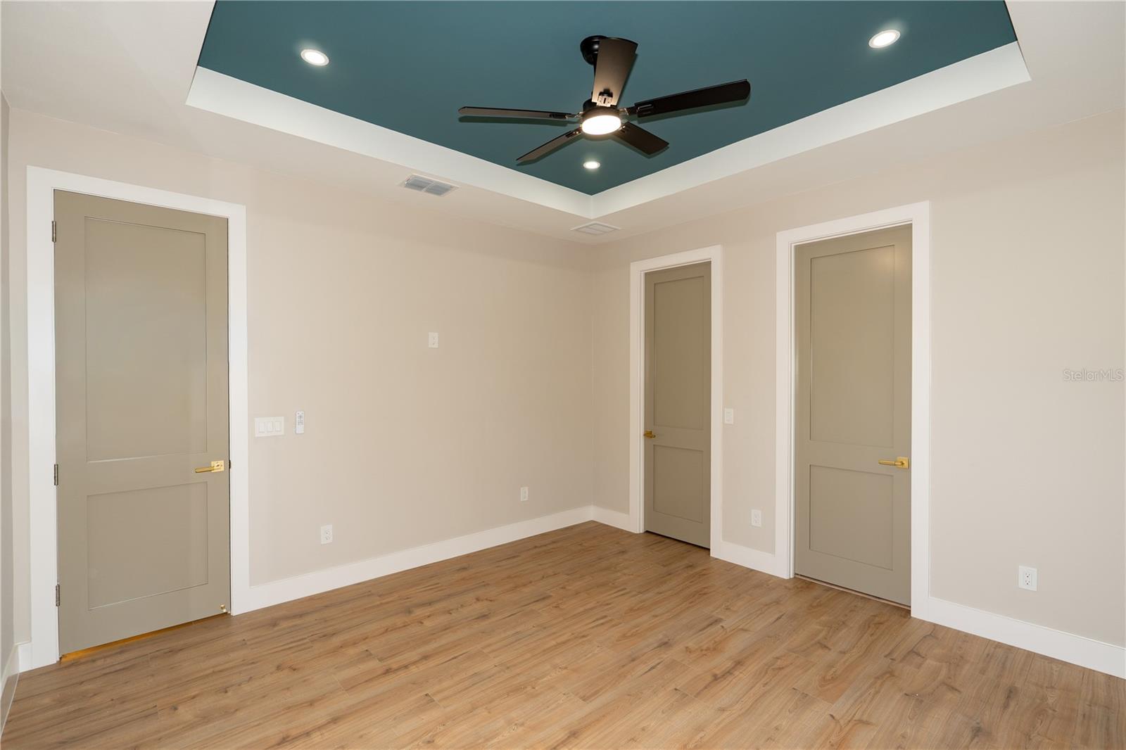 Image 40 of 51 For 7617 Amherst Street