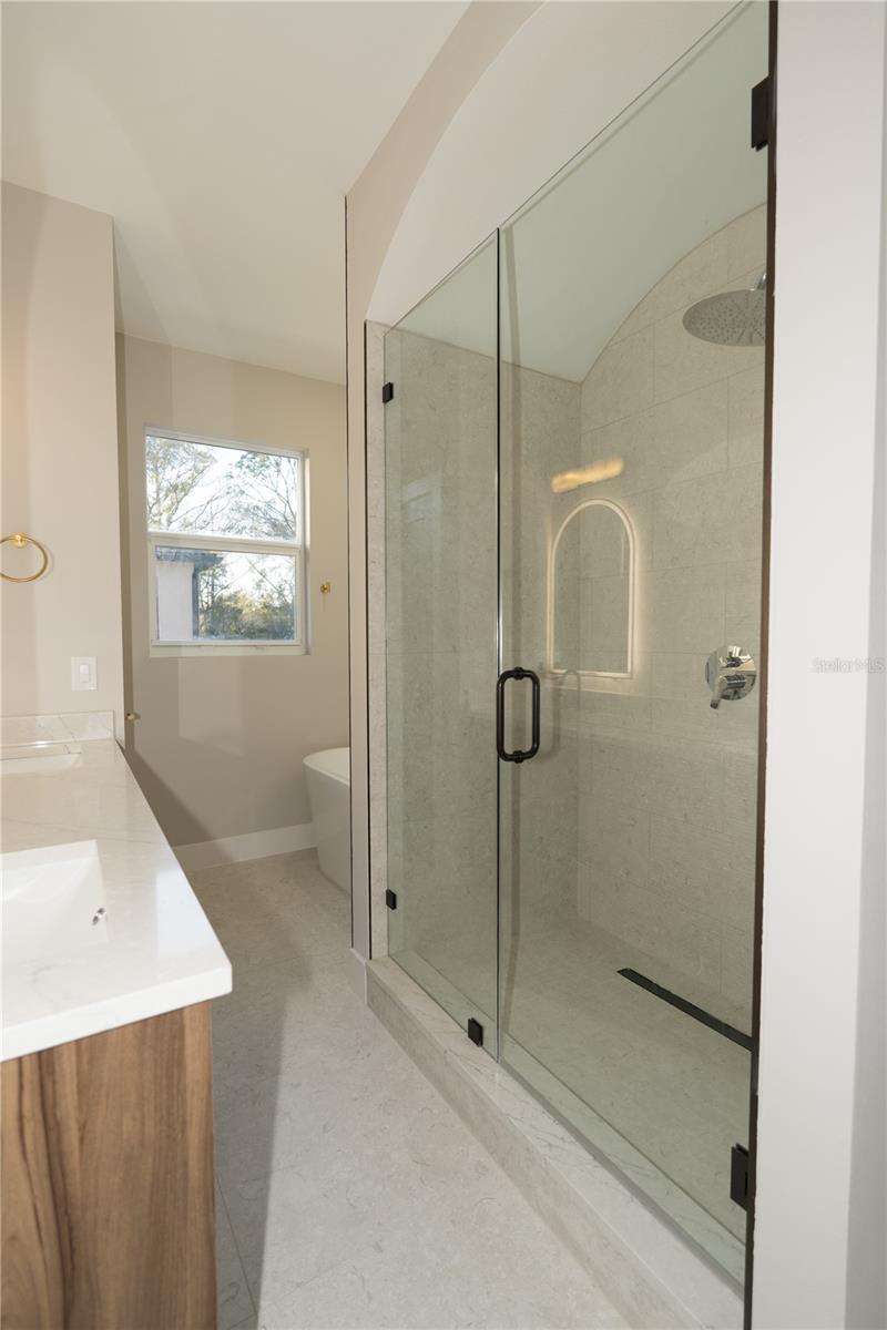 Image 43 of 51 For 7617 Amherst Street