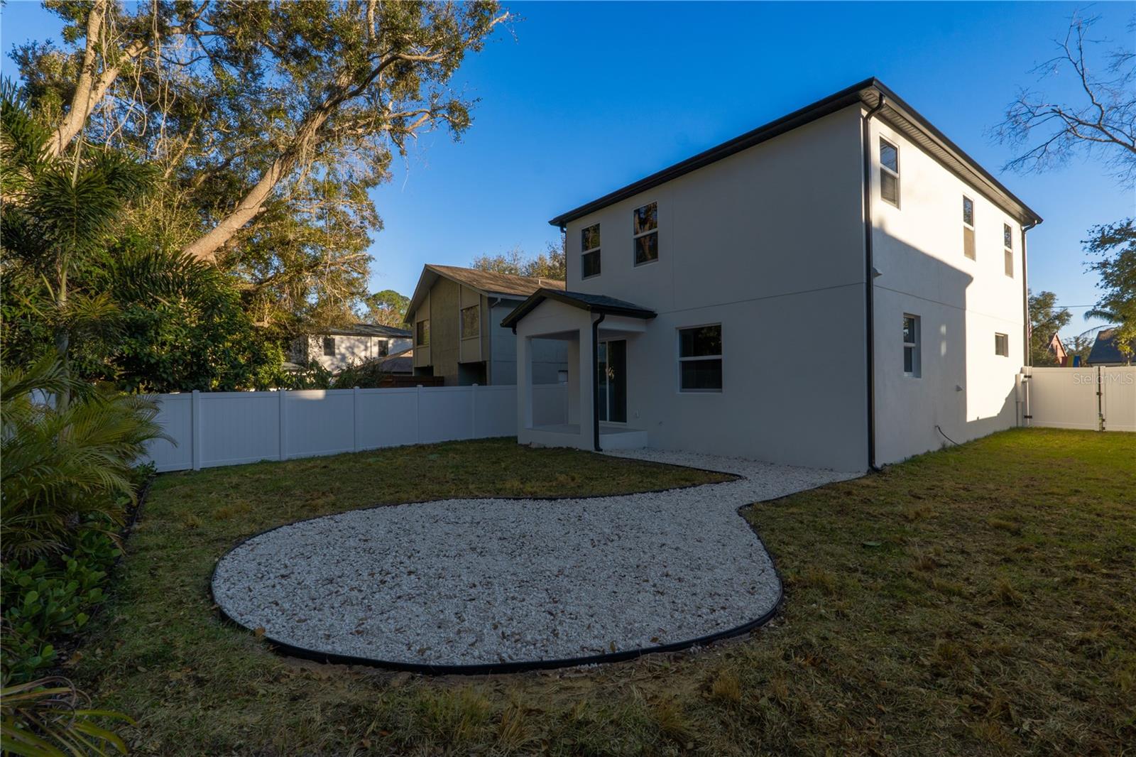 Image 5 of 51 For 7617 Amherst Street