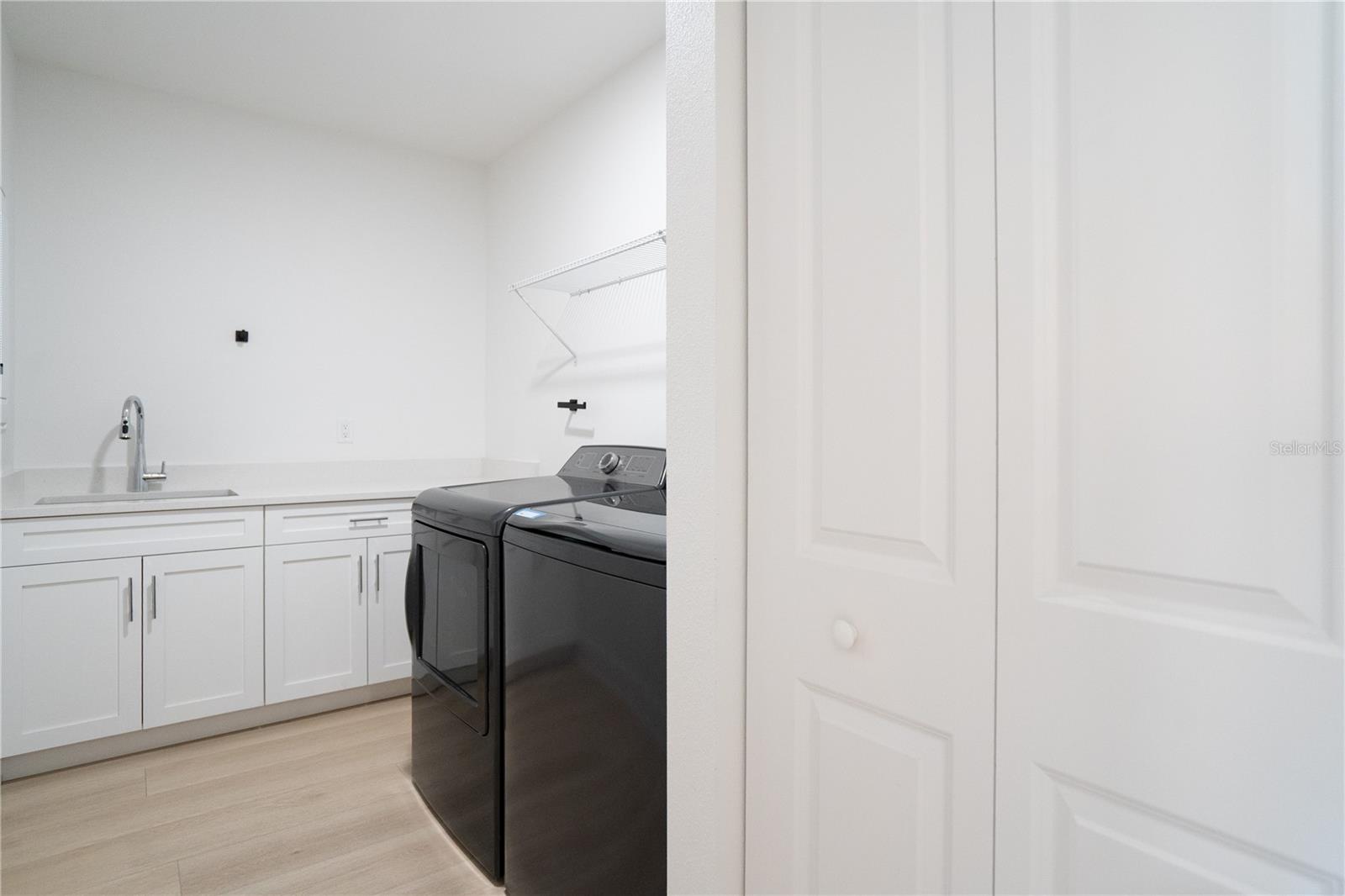 Image 37 of 76 For 400 150th Avenue 501