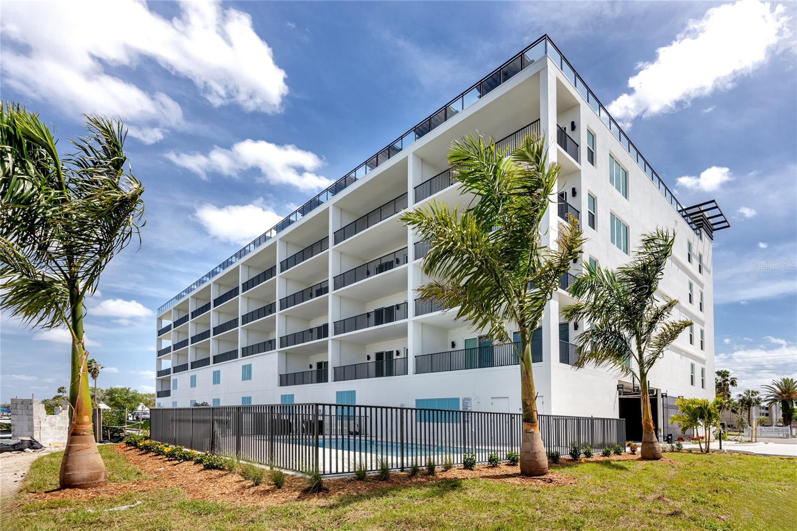 Image 5 of 76 For 400 150th Avenue 501