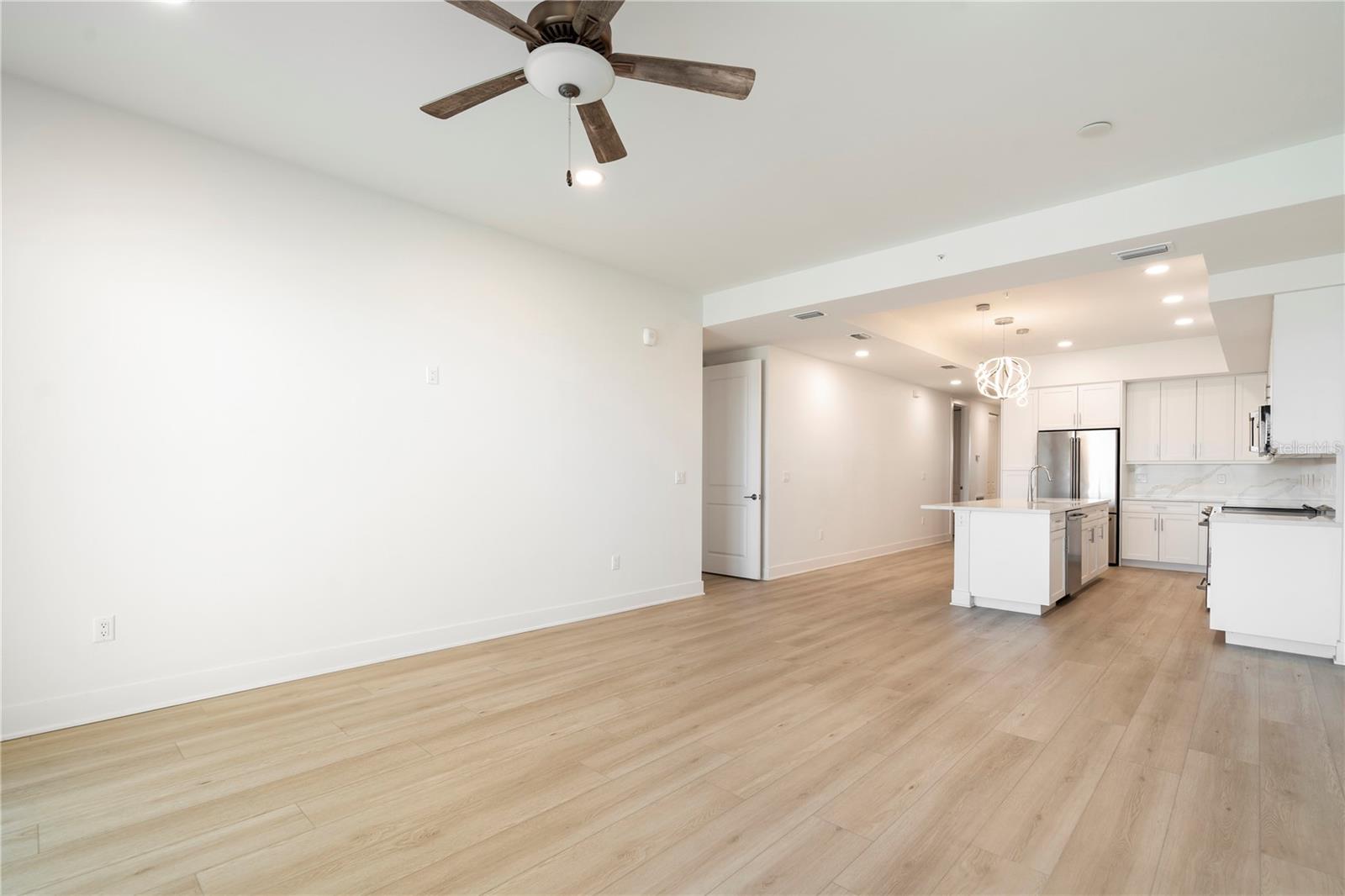 Image 55 of 76 For 400 150th Avenue 501