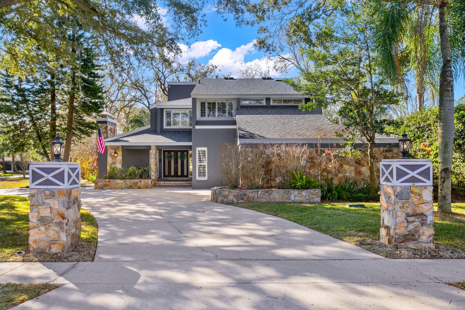 Image 2 of 99 For 10402 Oakbrook Drive