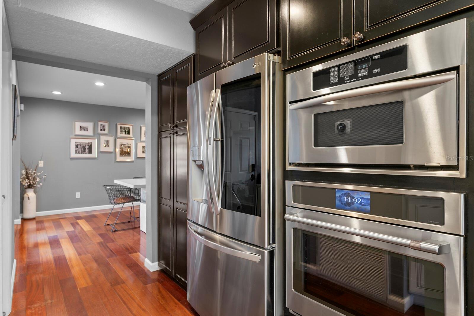 Image 36 of 99 For 10402 Oakbrook Drive