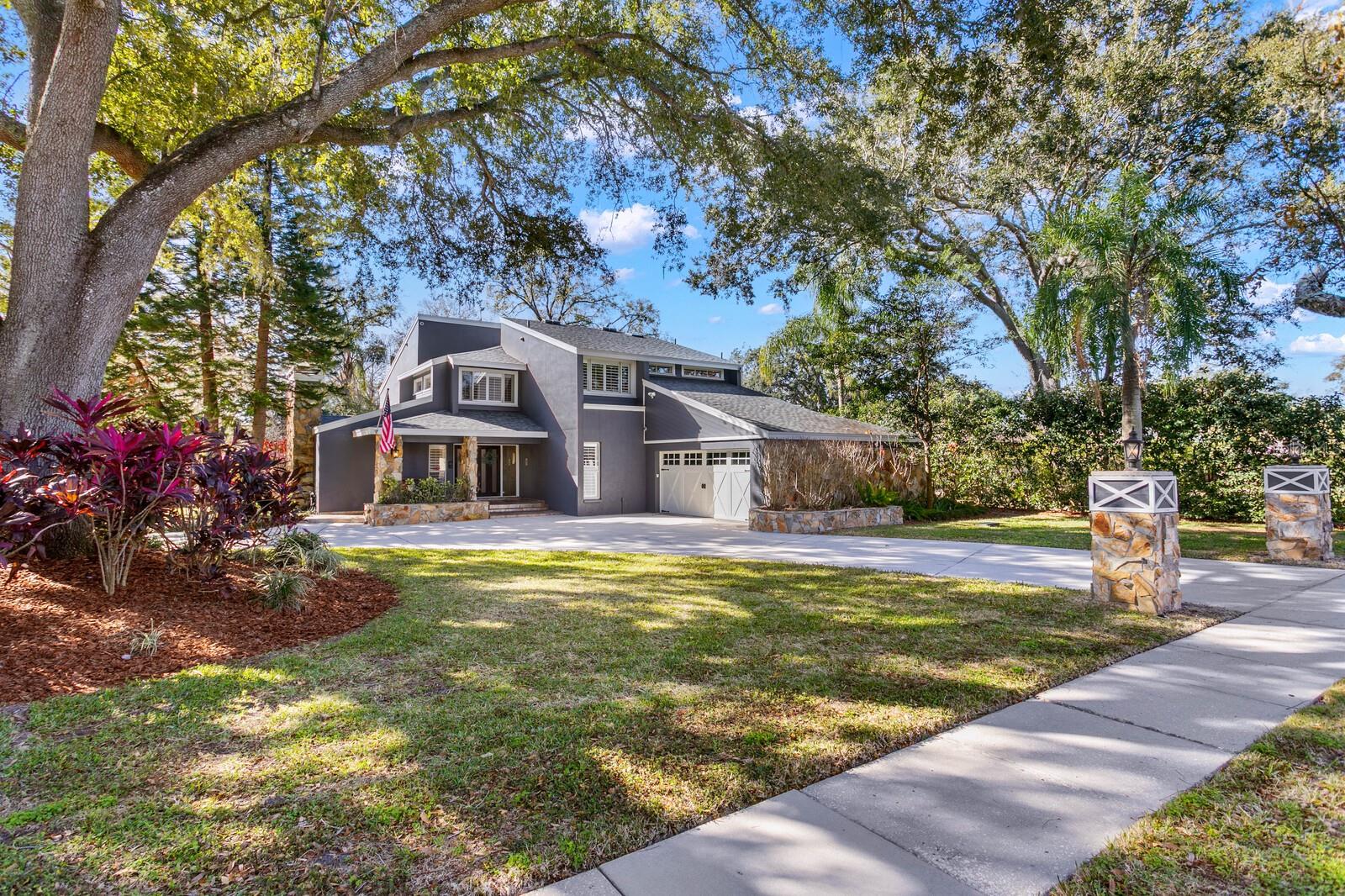 Image 5 of 99 For 10402 Oakbrook Drive