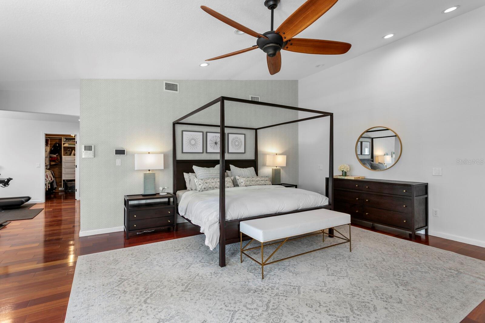 Image 50 of 99 For 10402 Oakbrook Drive