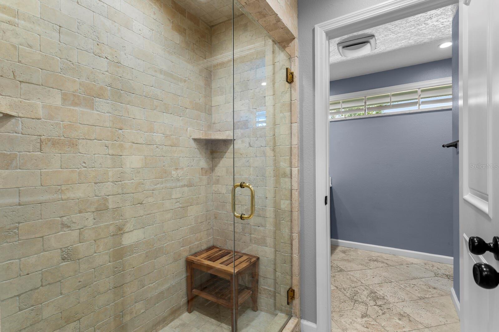 Image 65 of 99 For 10402 Oakbrook Drive