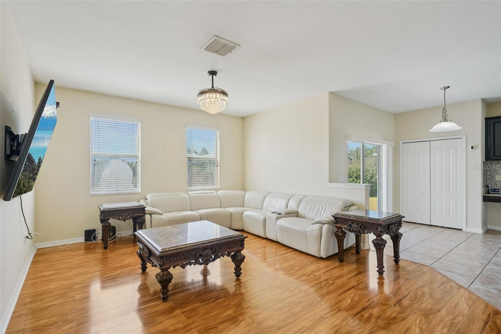 Image 11 of 53 For 9609 Royal Fern Court