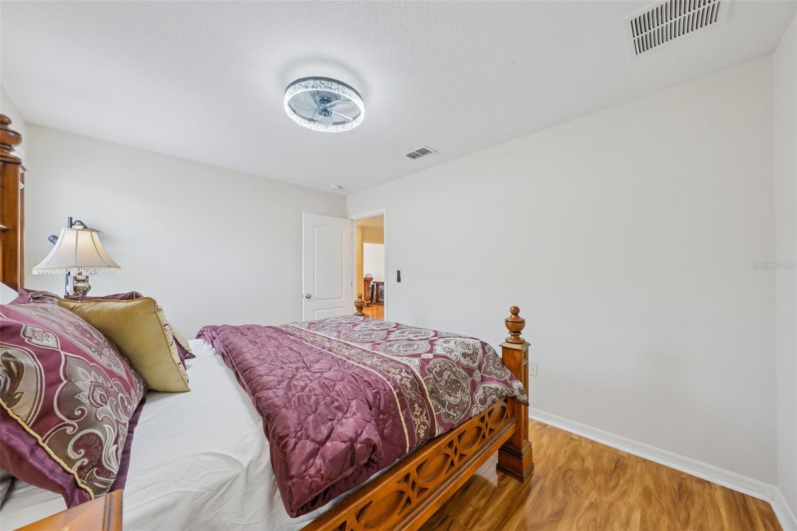 Image 25 of 53 For 9609 Royal Fern Court