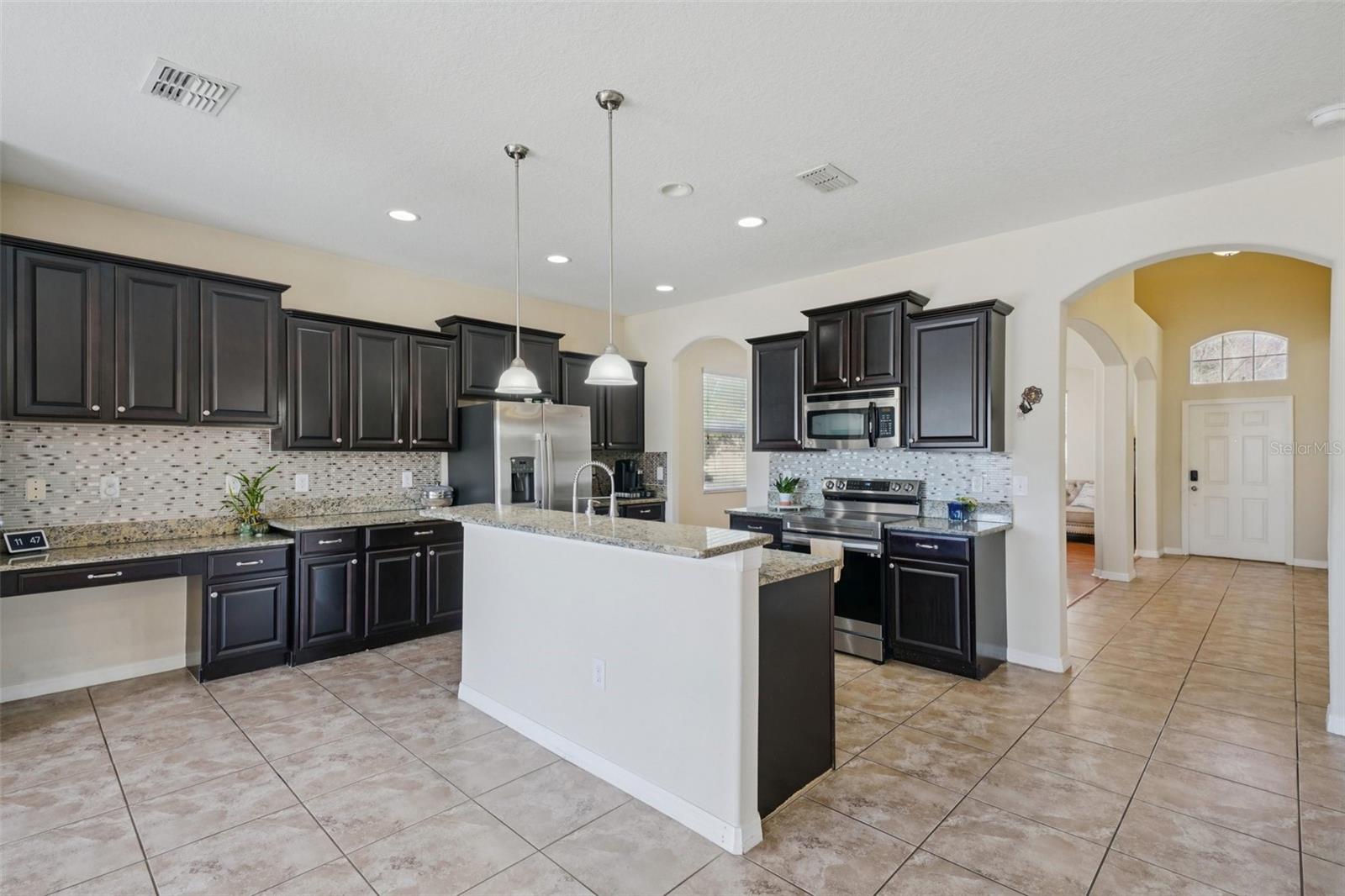 Image 8 of 53 For 9609 Royal Fern Court