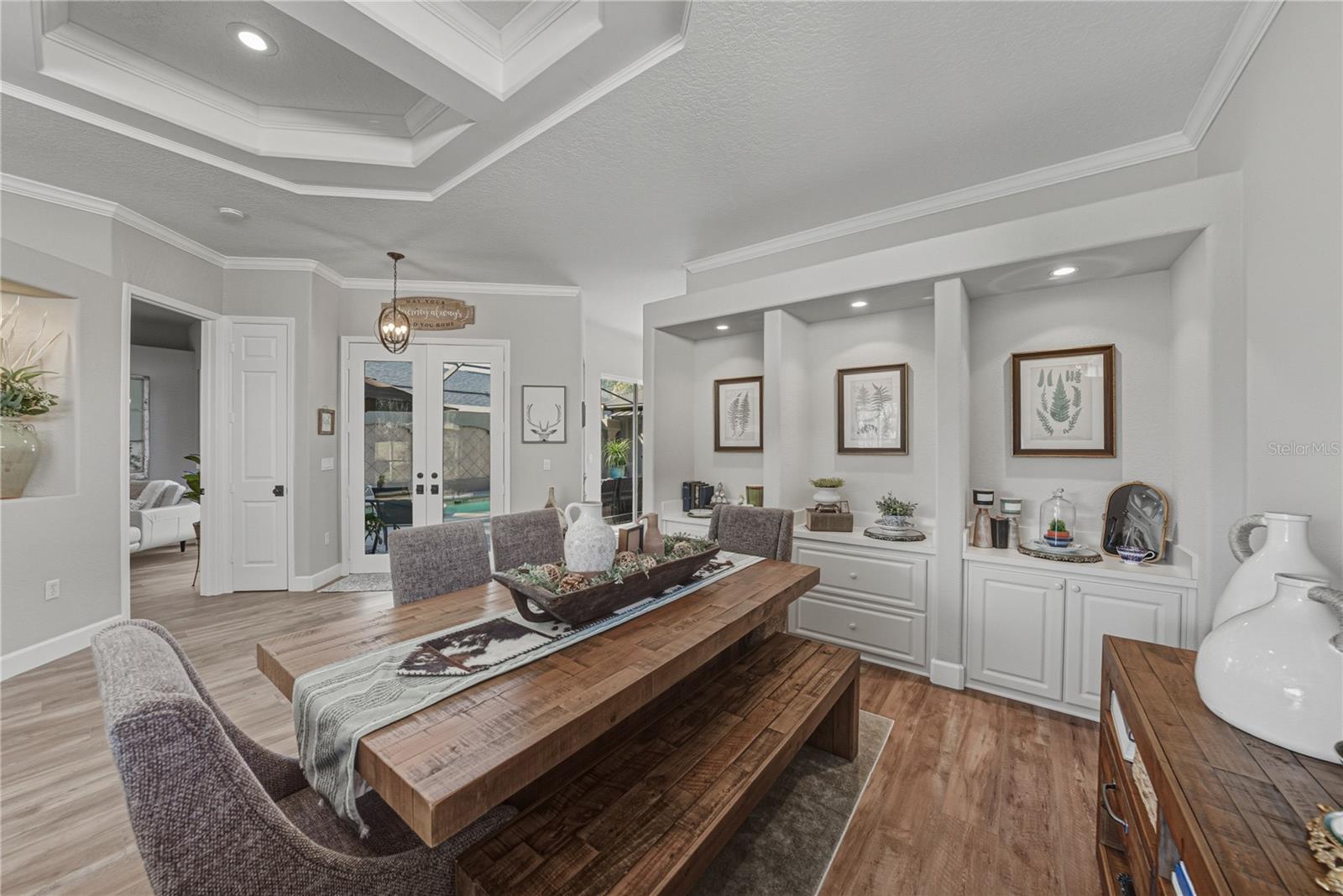 Image 21 of 89 For 12422 Woodlands Circle