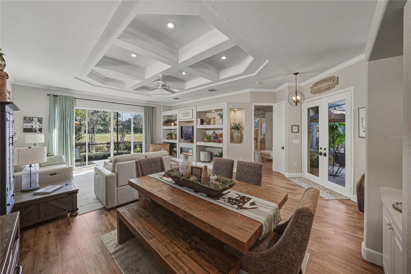 Image 22 of 89 For 12422 Woodlands Circle